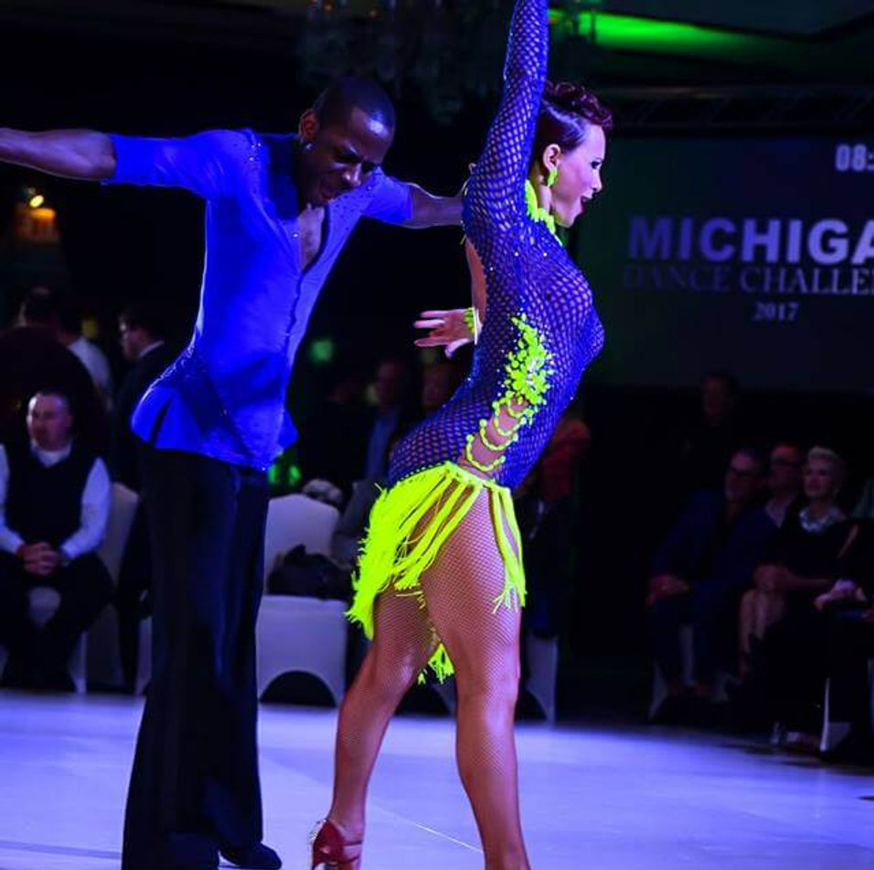 Adult couple dancing social Latin at Just Danze Dance Studios in Spring, TX
